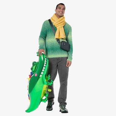 FW23_Holiday_Key_Items