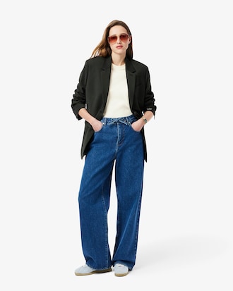 엠보 로고 반팔 티셔츠