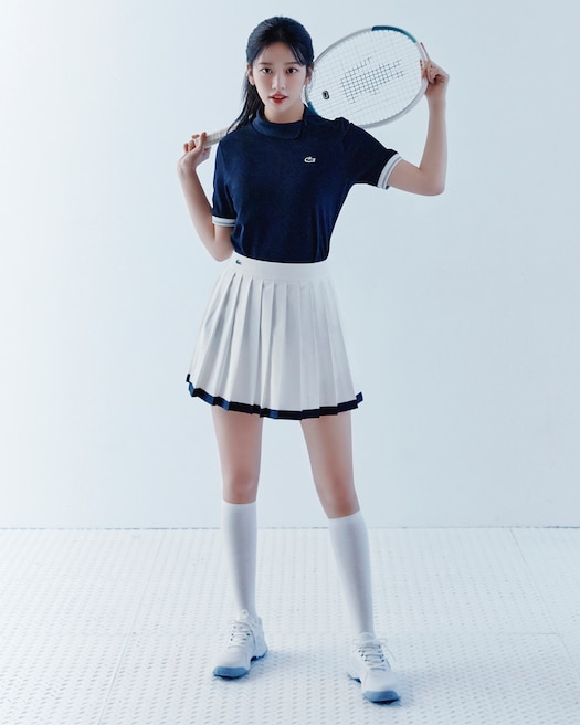 화이트 앤 라이트블루