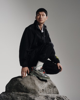 L003 Neo 테크 스니커즈