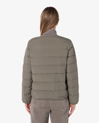 경량 다운 점퍼