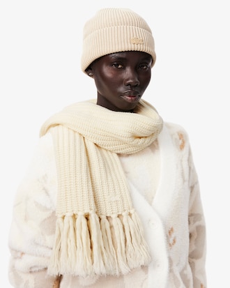 울 소재의 머플러