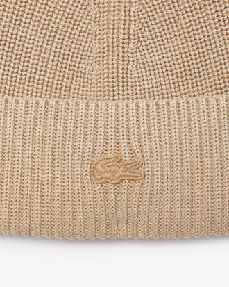 면 소재의 톤온톤 비니