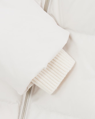 스웨터 카라 다운