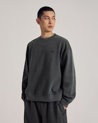 워싱 크루넥 스웻셔츠