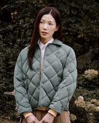 다이아퀼팅 경량 카라 다운