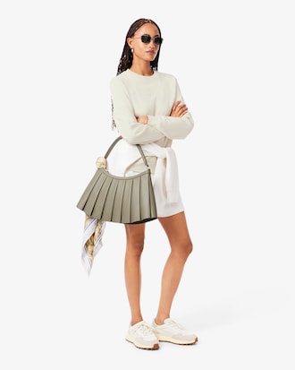 시그니처 엠보로고 스웻셔츠