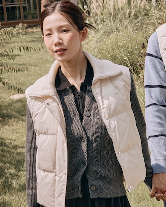 스웨터 카라 다운베스트