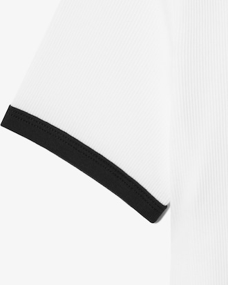 반팔 링거 티셔츠