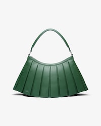 FW24 런웨이 쇼 숄더백