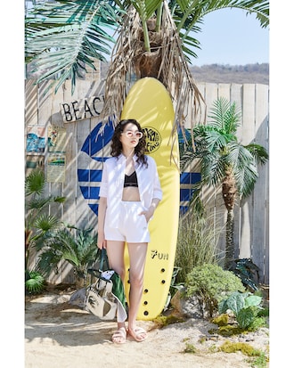 여성 Serve 슬라이드