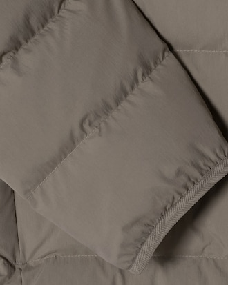 경량 다운 점퍼