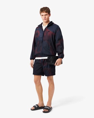 남성 Serve 슬라이드