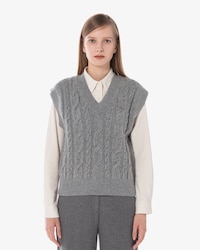 케이블 브이넥 베스트