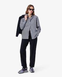 울블렌드 테일러드 트랙팬츠