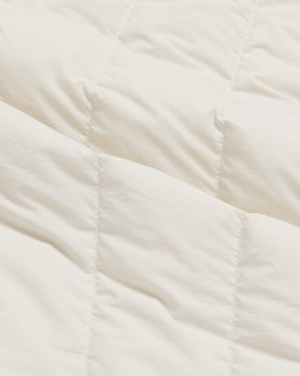 경량 다운 베스트