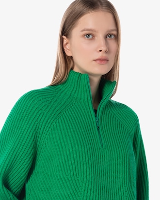 3D 하프짚업 스웨터