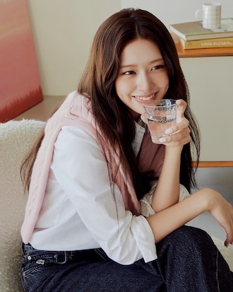 케이블 크루넥 스웨터