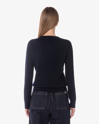 케이블 크루넥 스웨터