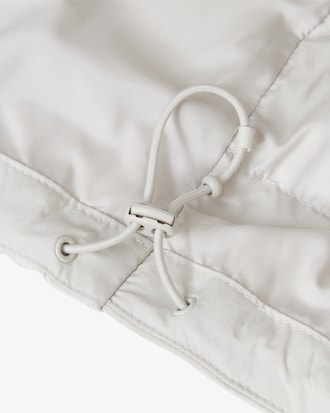 경량 다운 점퍼