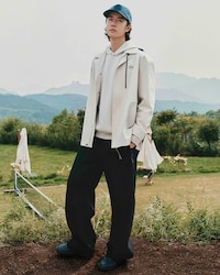 라코스테 x 왕이보 피케 트랙 팬츠