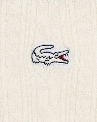 여성 케이블 중목