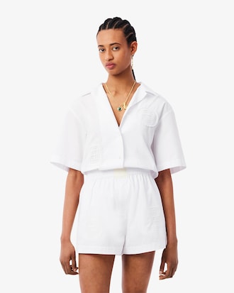 테니스 배지 올오버 레이스 자수 반팔 셔츠