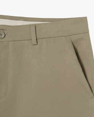 골조직 테이퍼드 치노