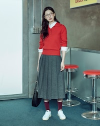 울 플리츠 미디스커트